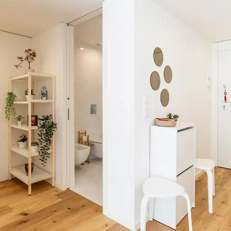 Apartament Trendy 2br Flat W/ Parking By Lovelystay Vila Nova de Gaia